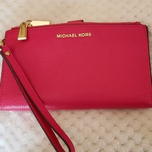Michael Kors wristlet wallet
